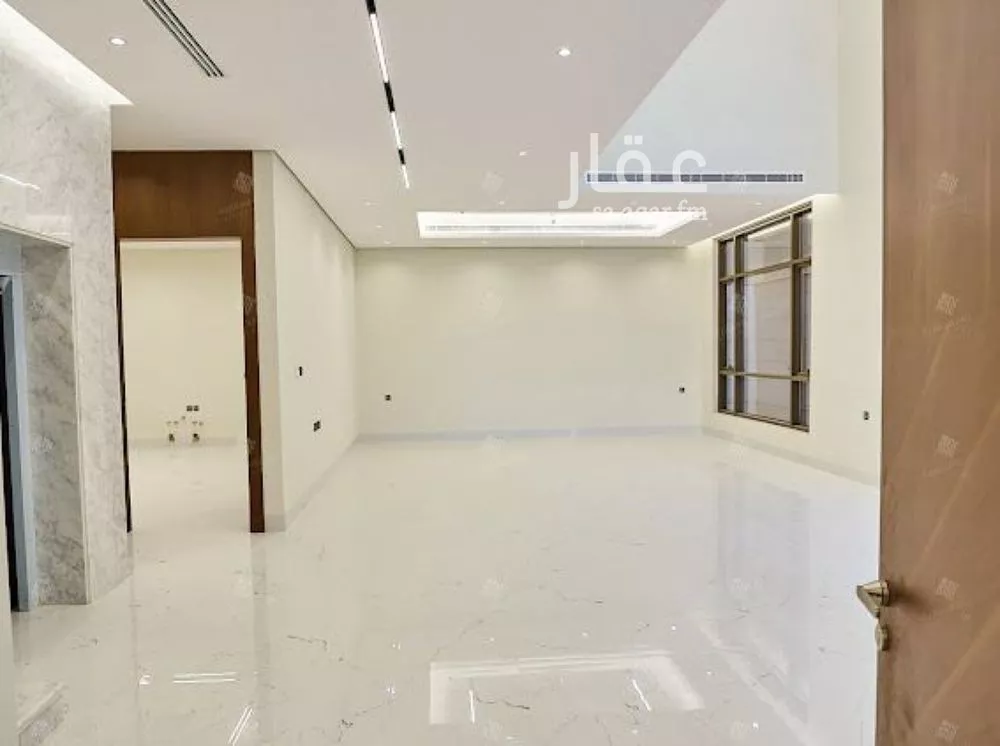 فيلا 6 غرف في المهدية 5