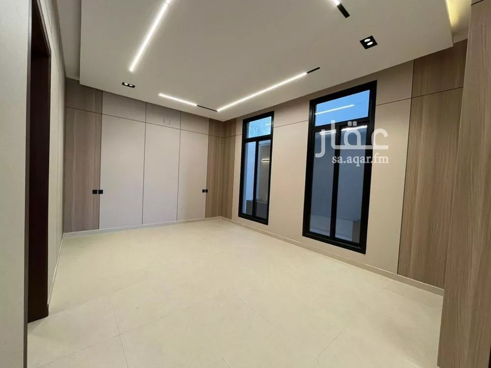 5 bedroom villa in Al Mahdiyyah 5