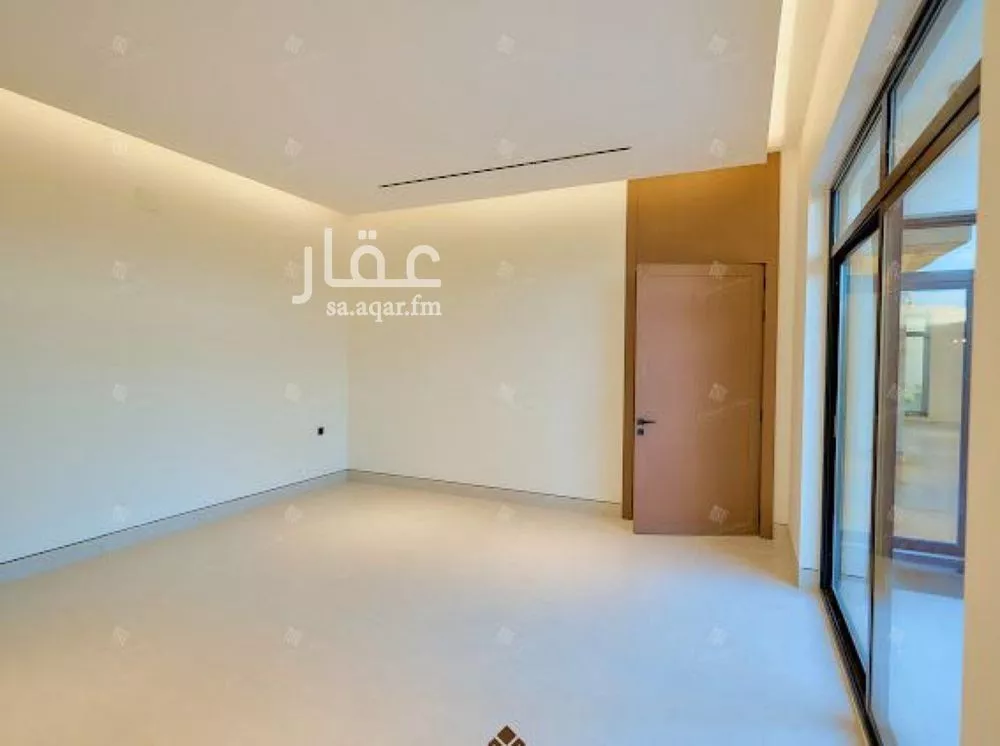 فيلا 6 غرف في المهدية 5