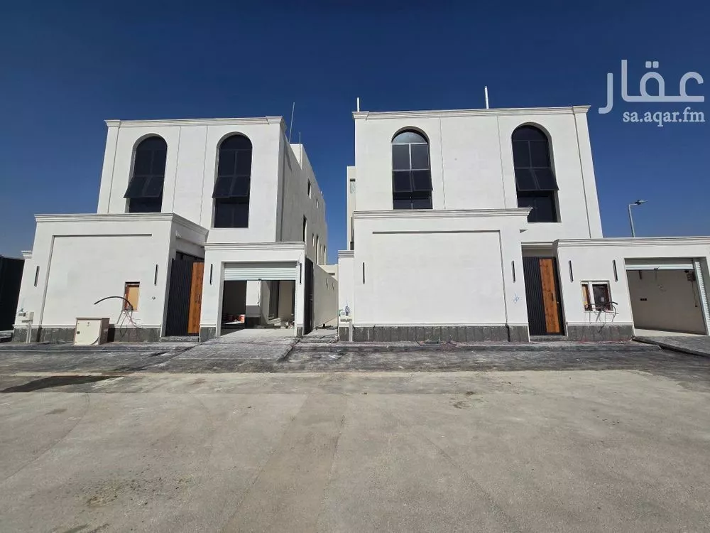 7 bedroom villa in Al Rimal 4