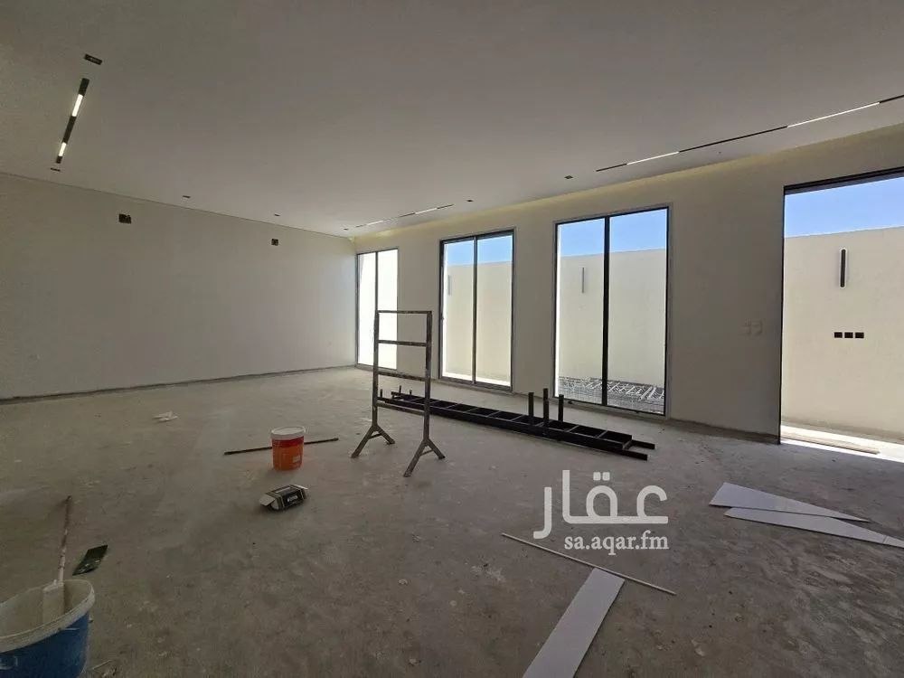 7 bedroom villa in Al Rimal 5