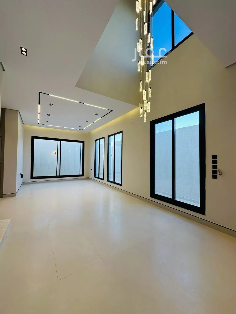 5 bedroom villa in Al Maizilah 5