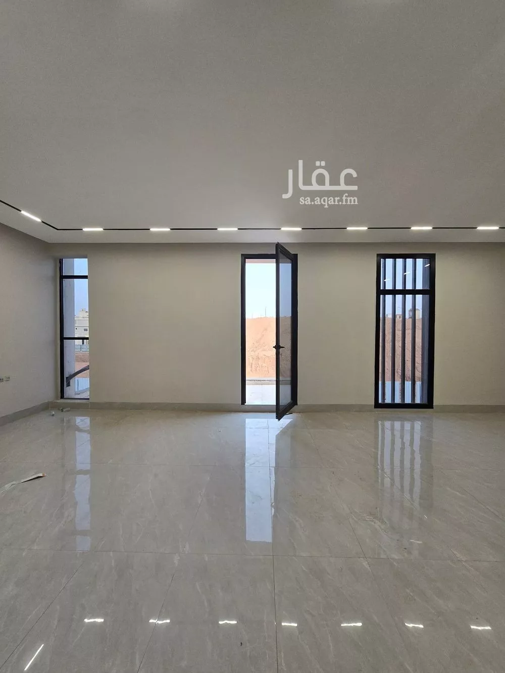 6 bedroom villa in Al Maizilah 5