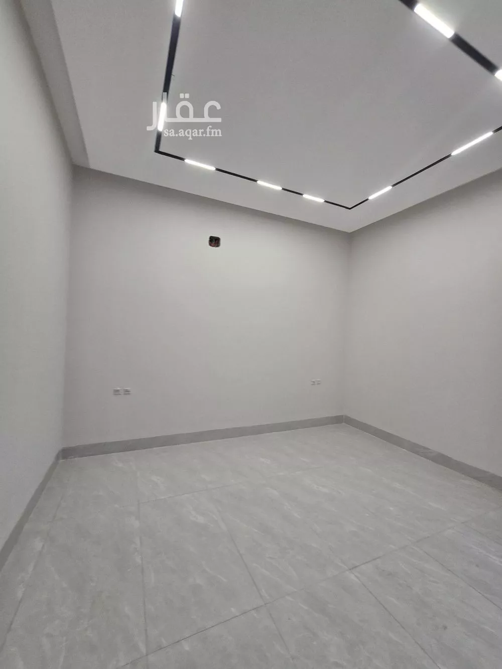 6 bedroom villa in Al Maizilah 2