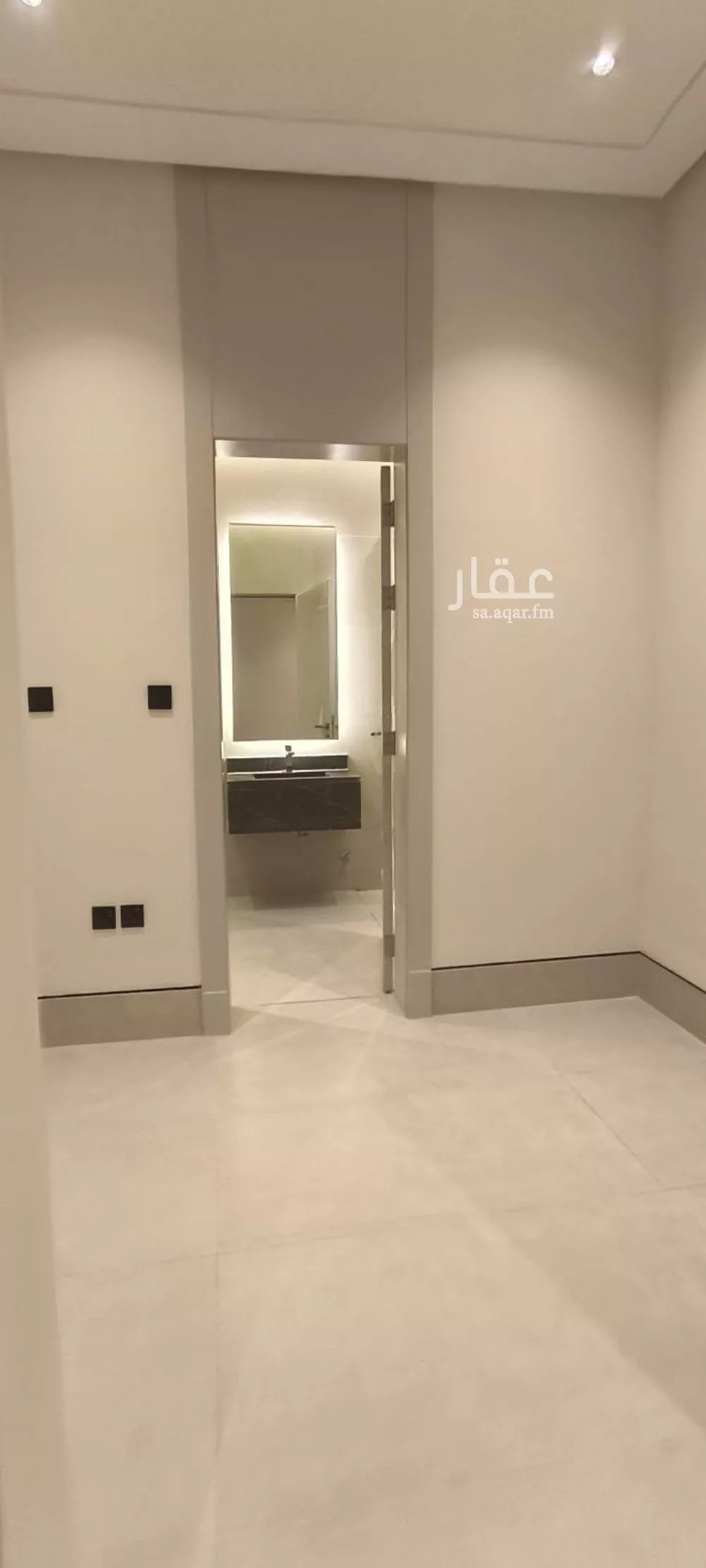 فيلا 5 غرف في النرجس 2