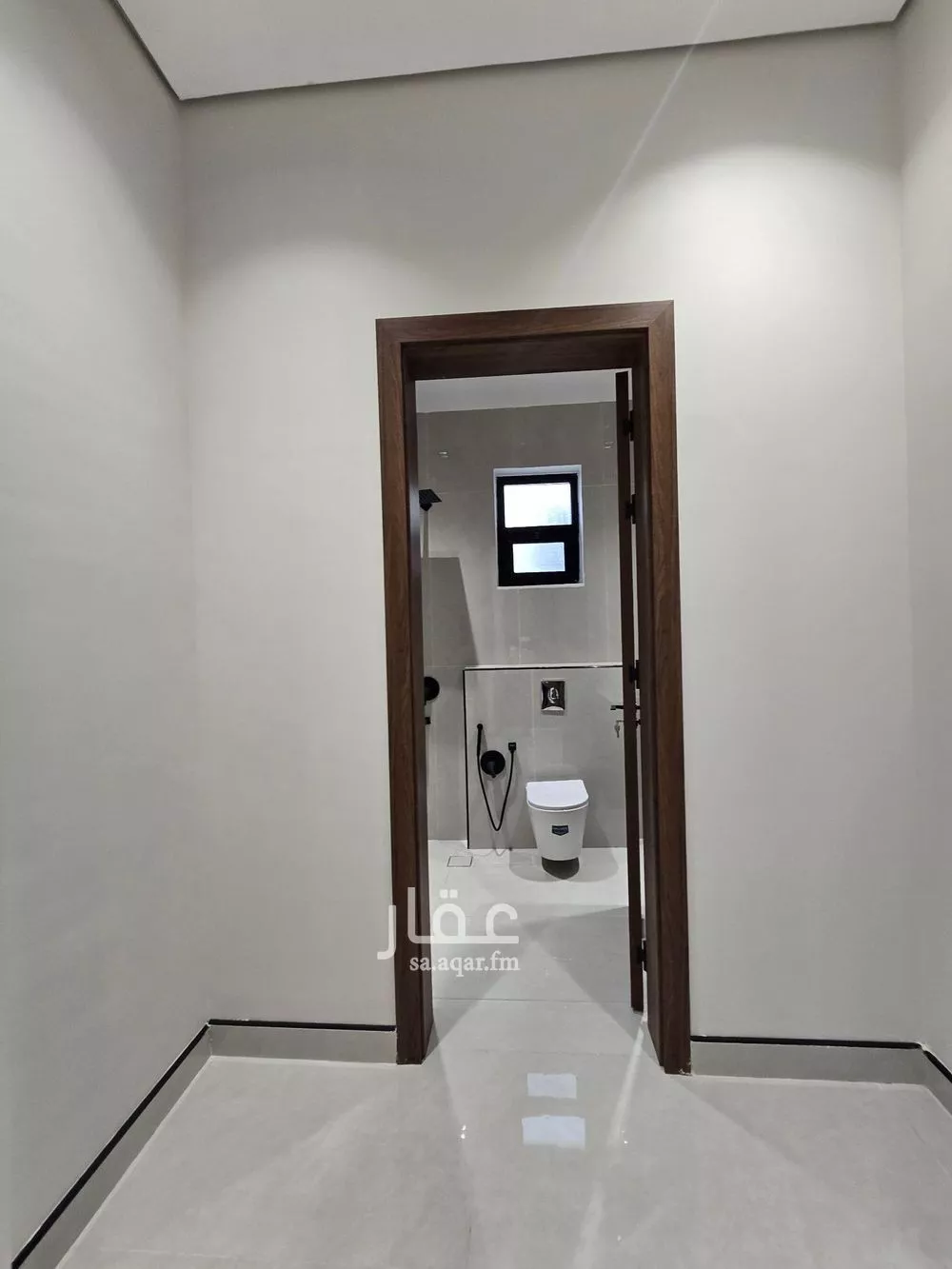 فيلا 6 غرف في الرمال 2