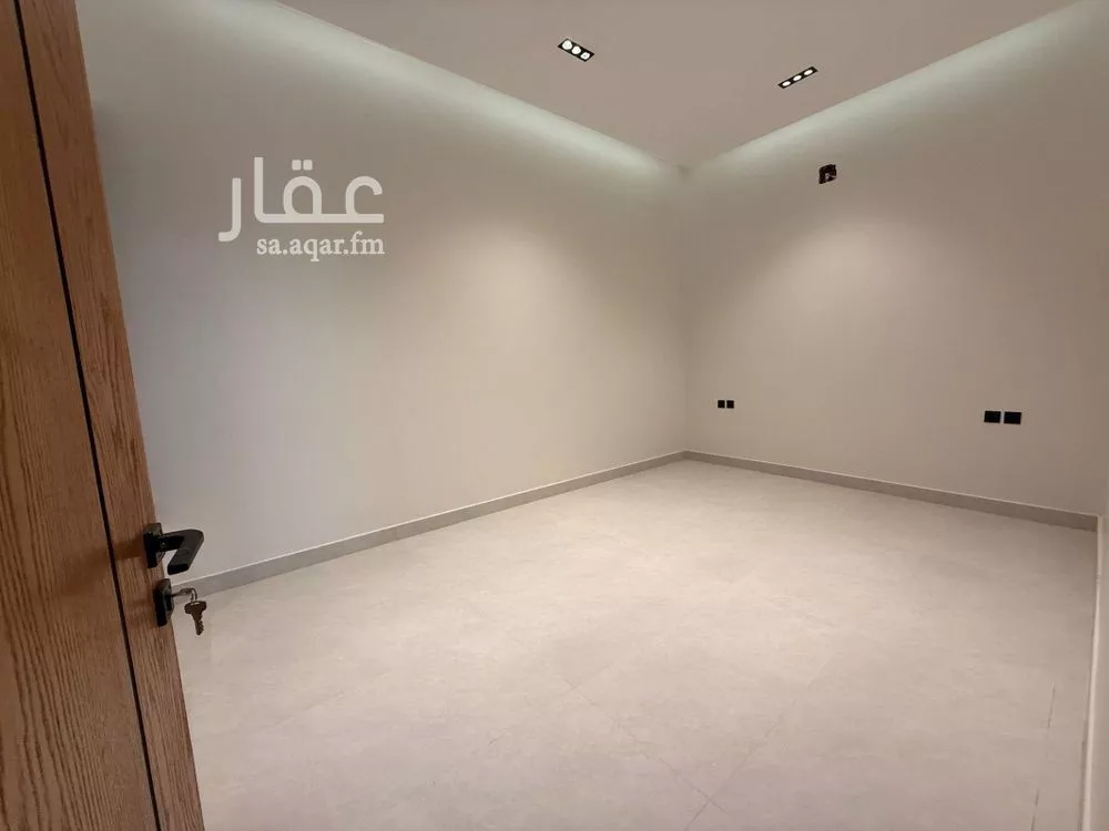 فيلا 6 غرف في الرمال 2