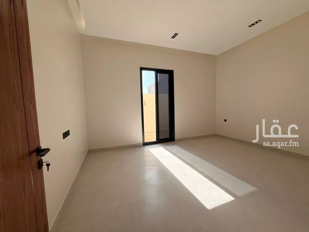 فيلا 6 غرف في الرمال 3