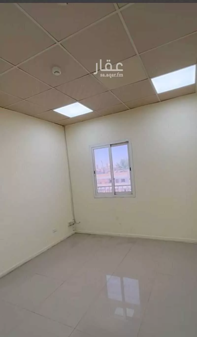 4 bedroom office in Madinat Al Umal, Eastern Province 9