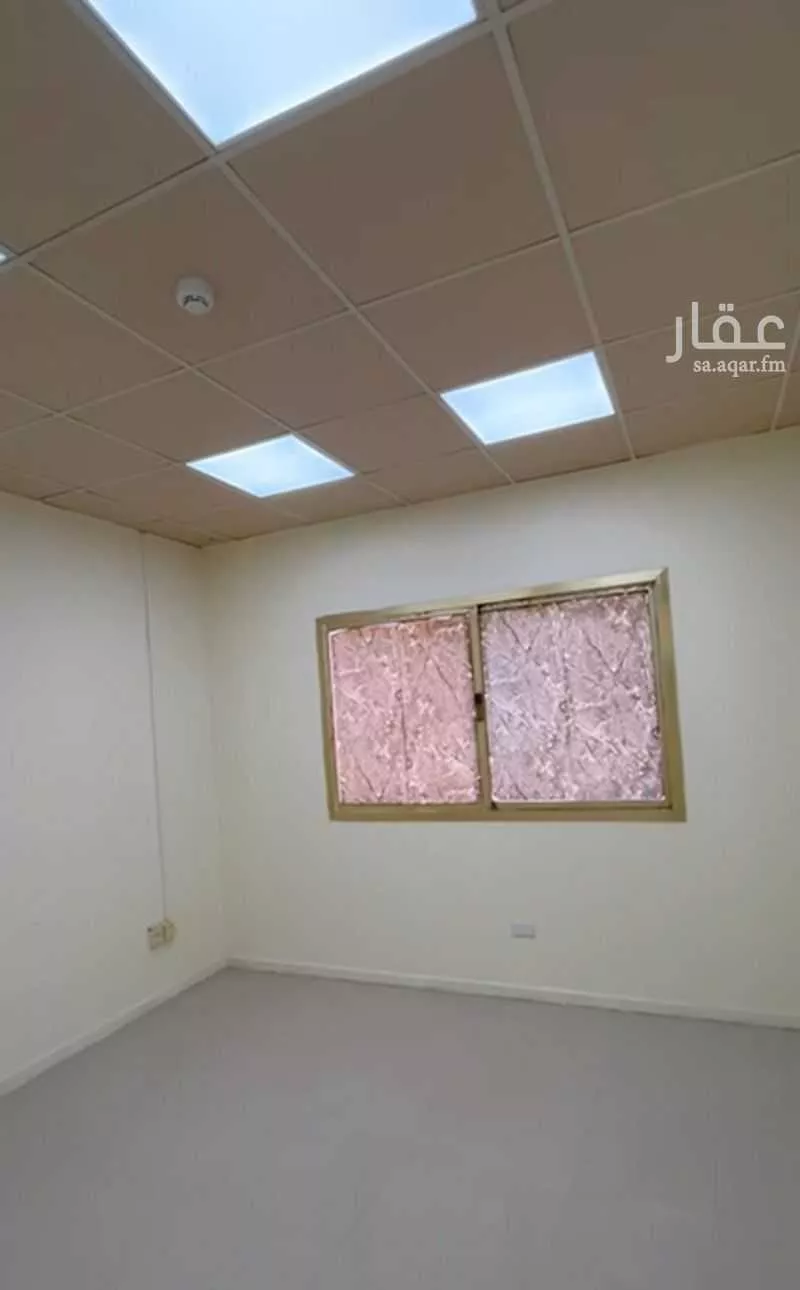 4 bedroom office in Madinat Al Umal, Eastern Province 7