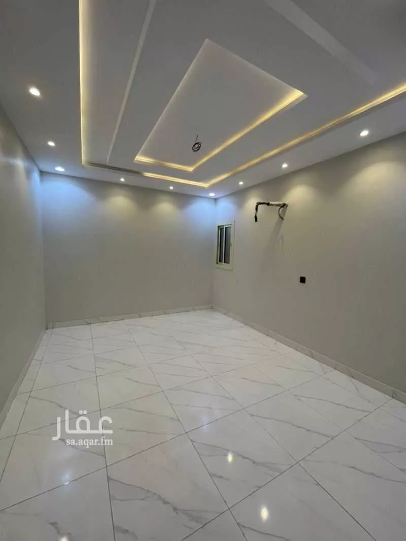 شقة 6 غرف في الملك فهد 3