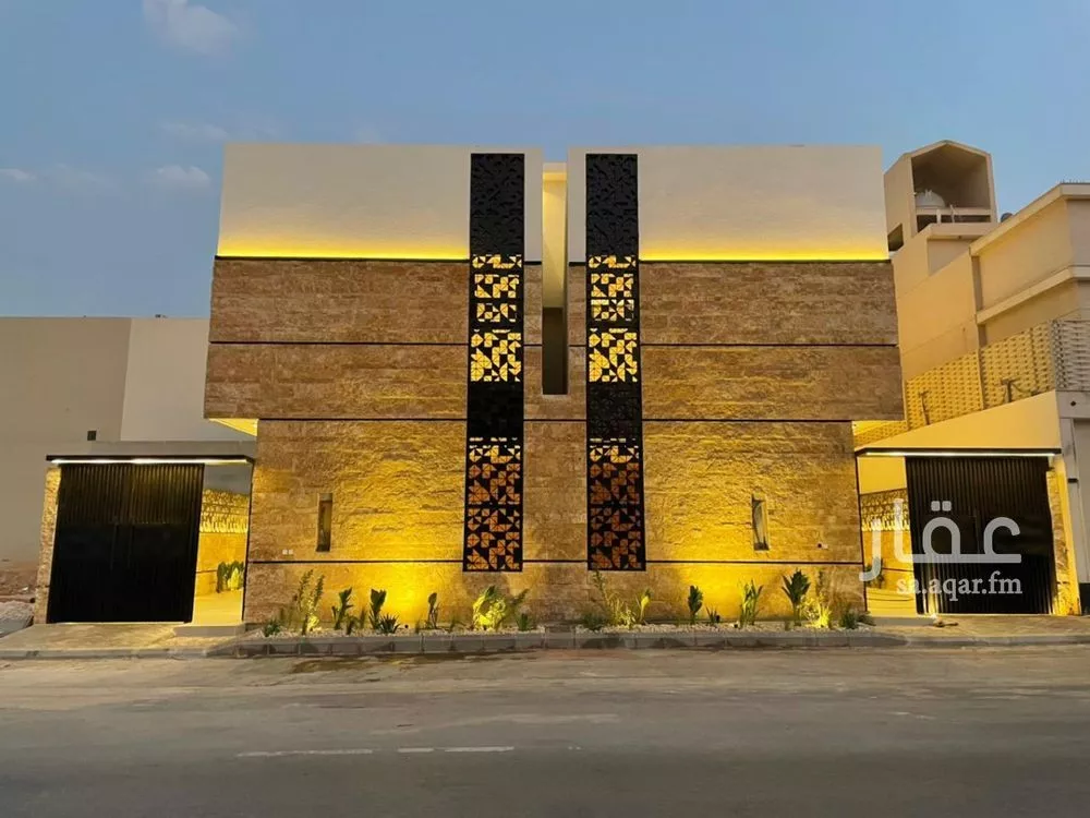 5 bedroom villa in Al Mahdiyyah 1