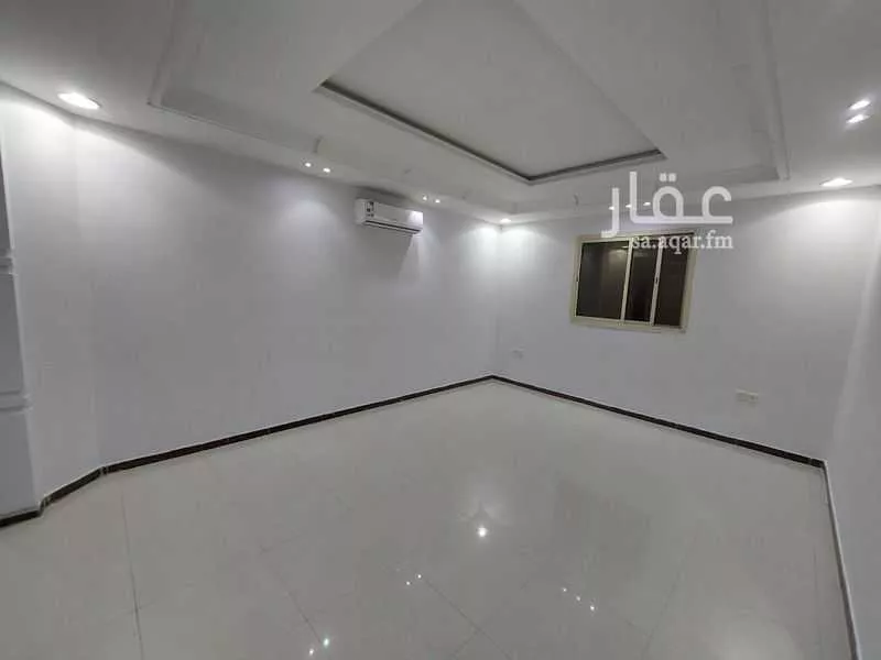 2 bedroom floor in Al Munsiyah 4