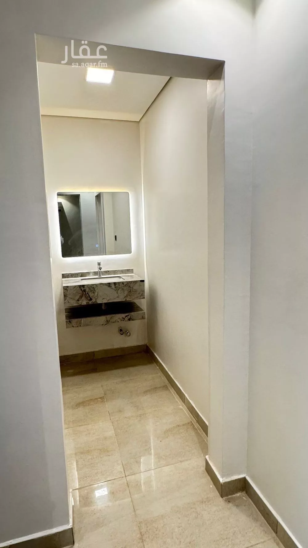 فيلا 6 غرف في النرجس 5