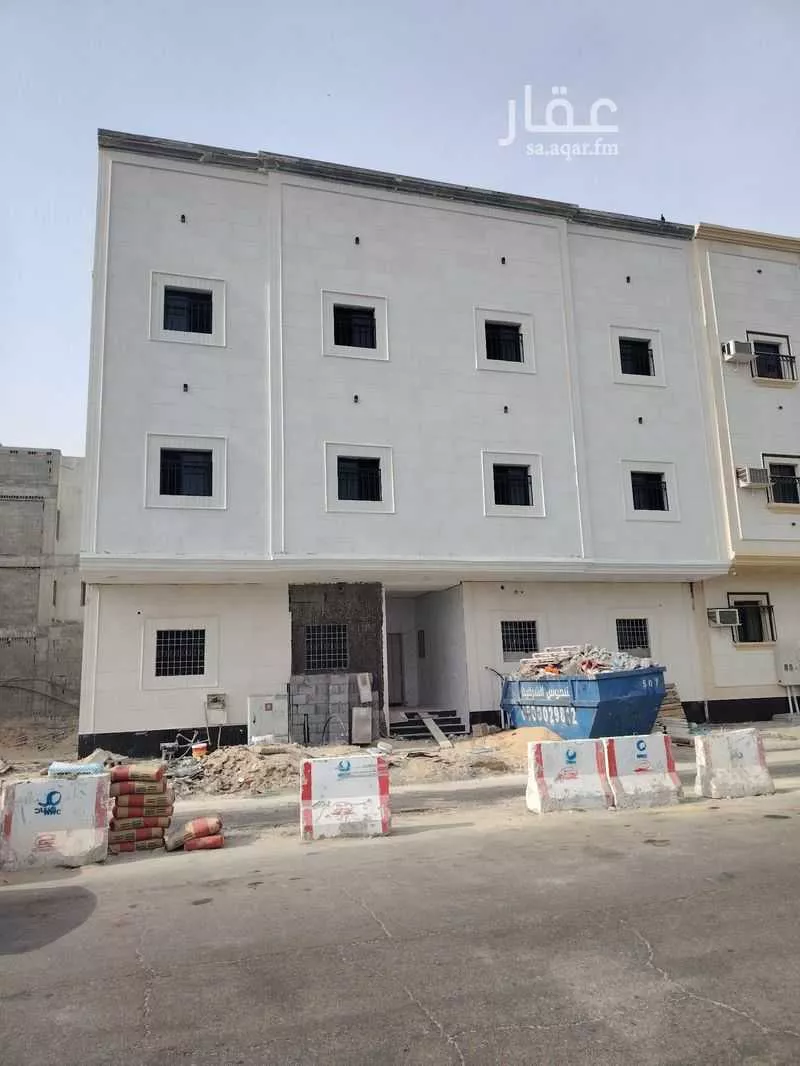 عمارة 325 م² في الثقبة 3