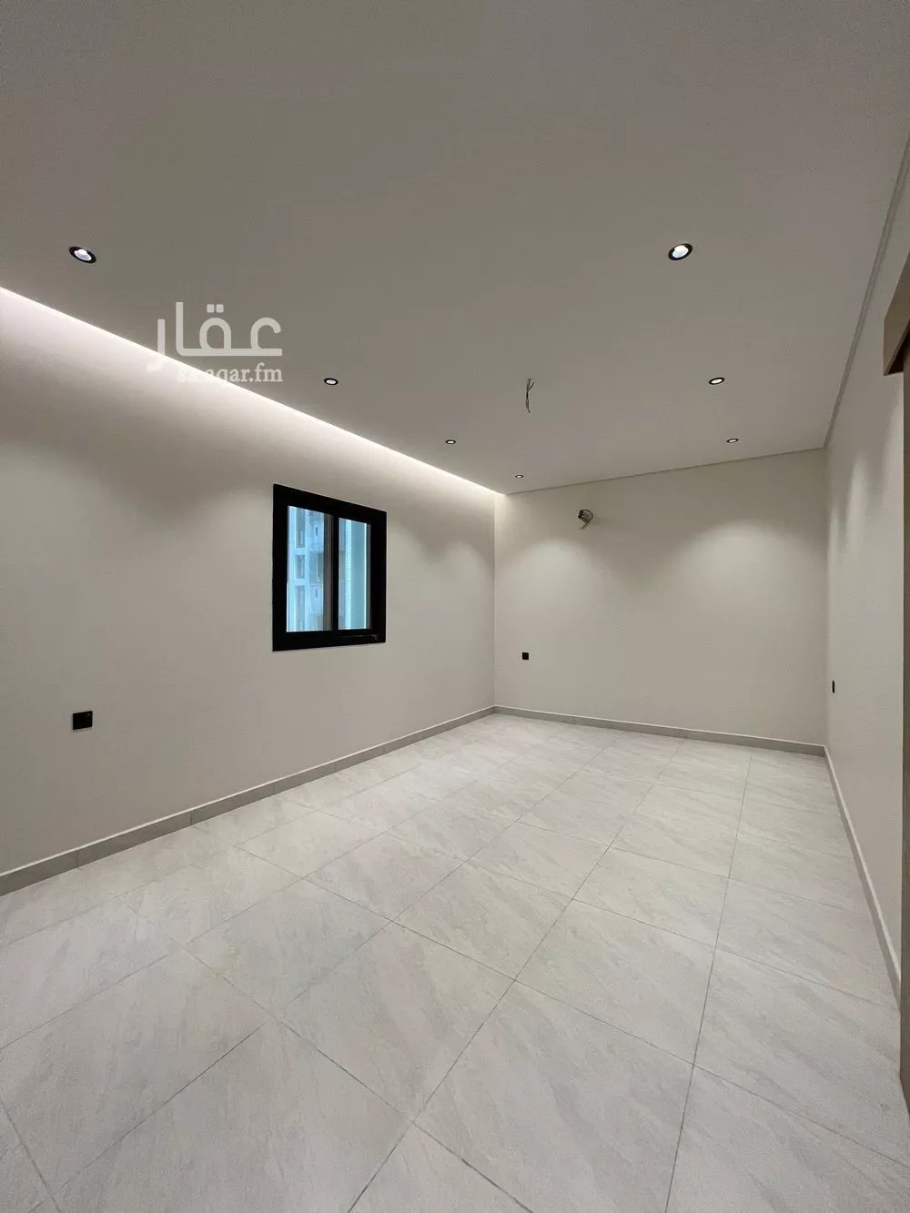 شقة 4 غرف في الروضة 4