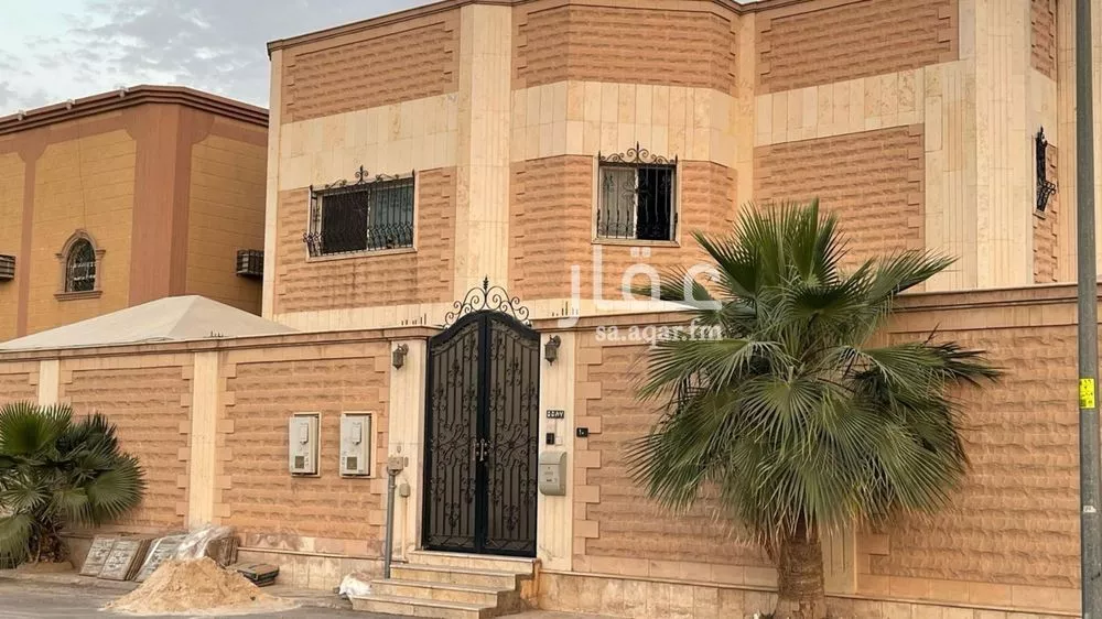 فيلا 6 غرف في السعادة