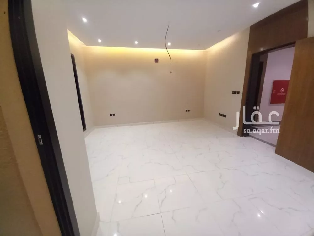 2 bedroom apartment in Dhahrat Laban 5