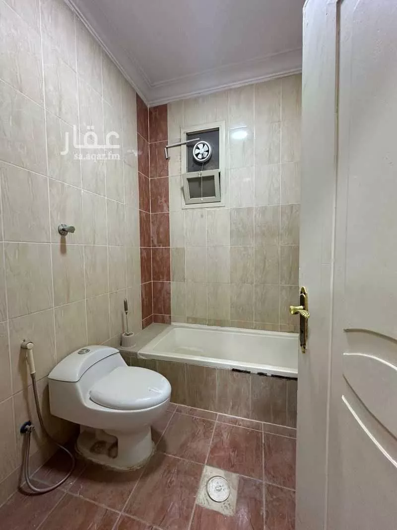 4 bedroom apartment in Ishbiliyah, Riyadh 13