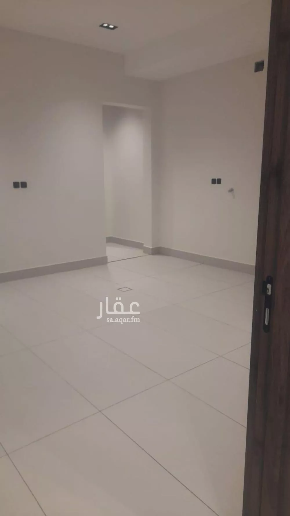 دور 4 غرف في الخليج 3