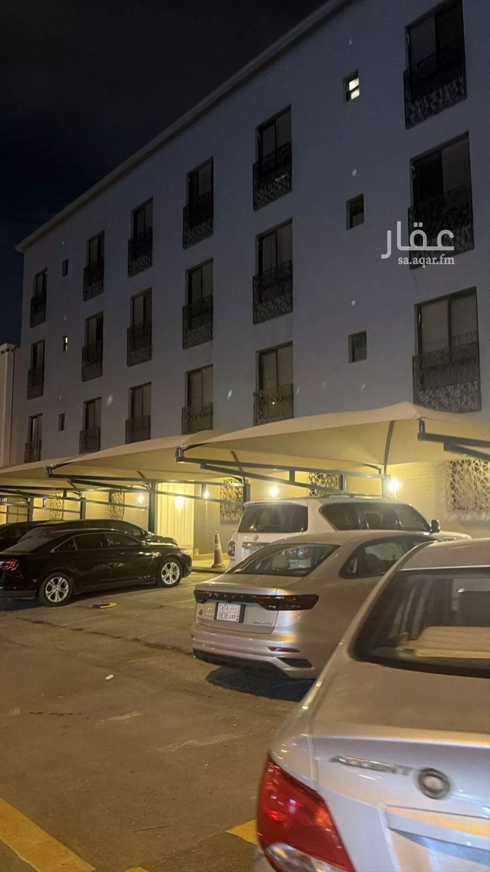 شقة 4 غرف في الملقا