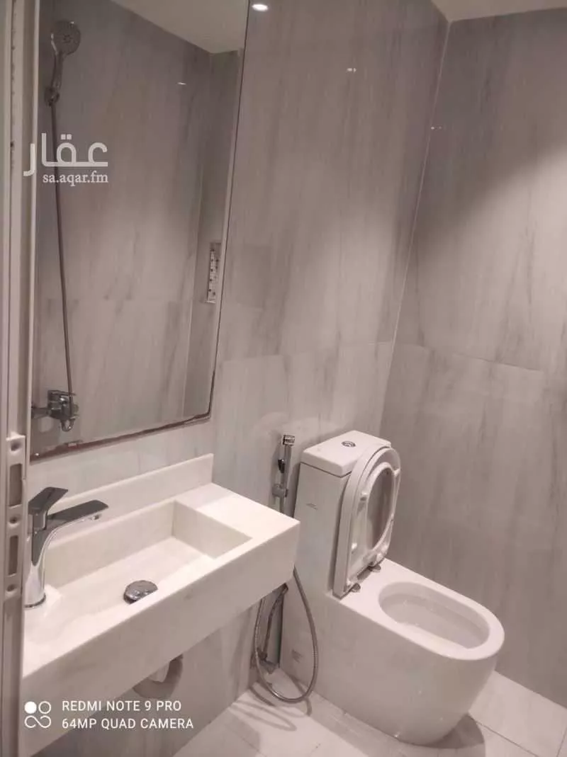 شقة 1 غرف في الحمرا 5