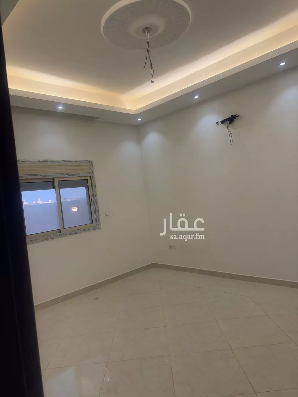 فيلا 12 غرف في الزمرد 2