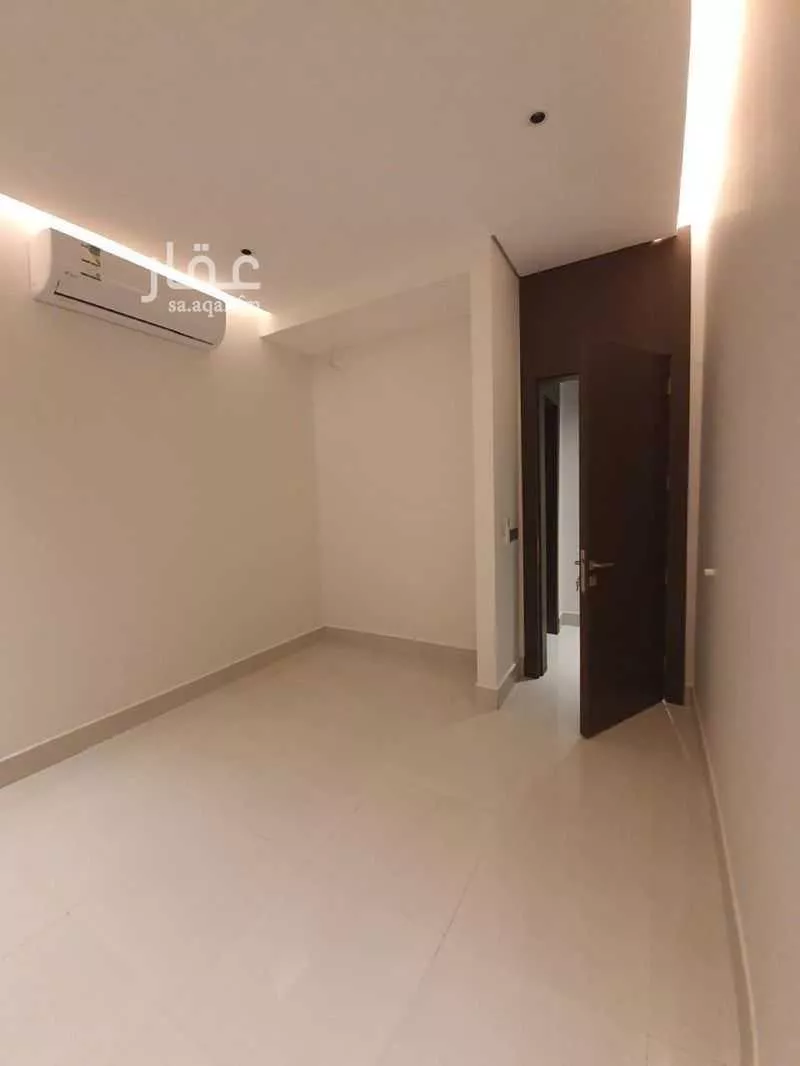 3 bedroom floor in Al Olaya 4