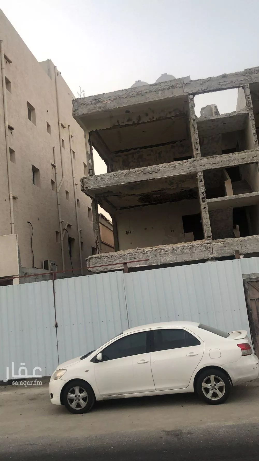 عمارة 288 م² في القادسية 4