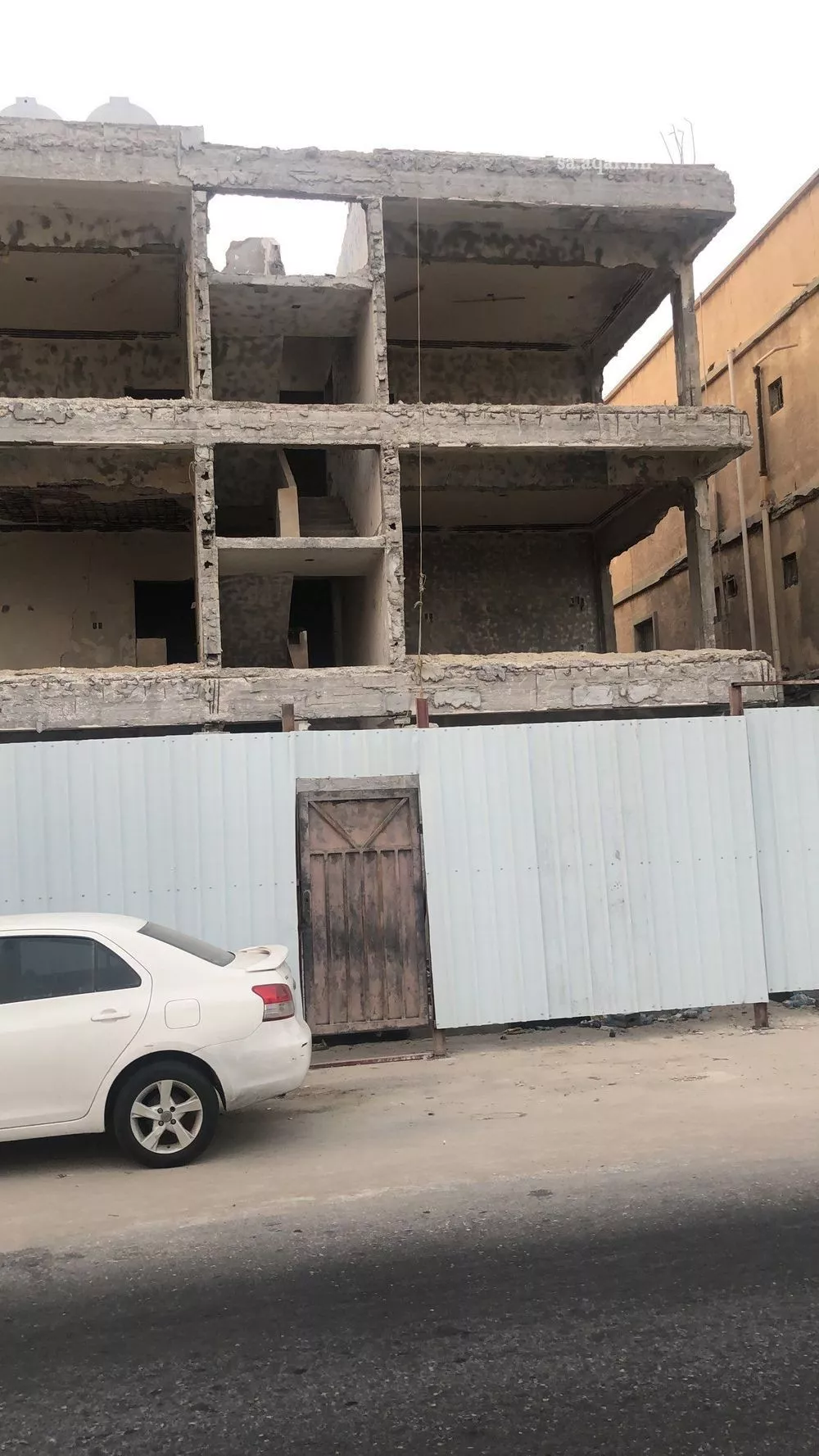 عمارة 288 م² في القادسية 3