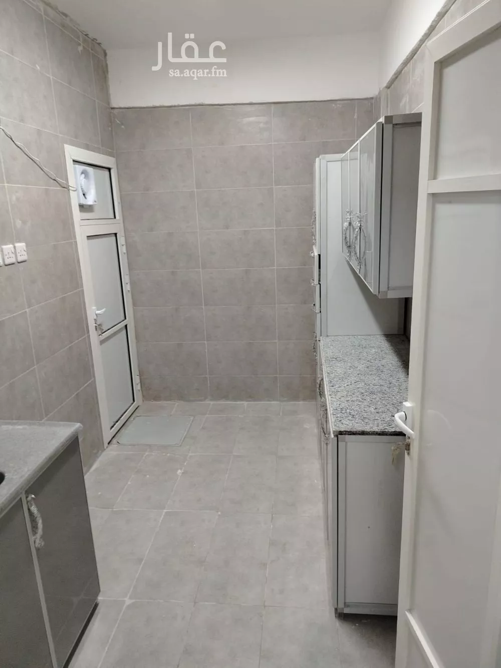 شقة 14 غرف في البادية 5