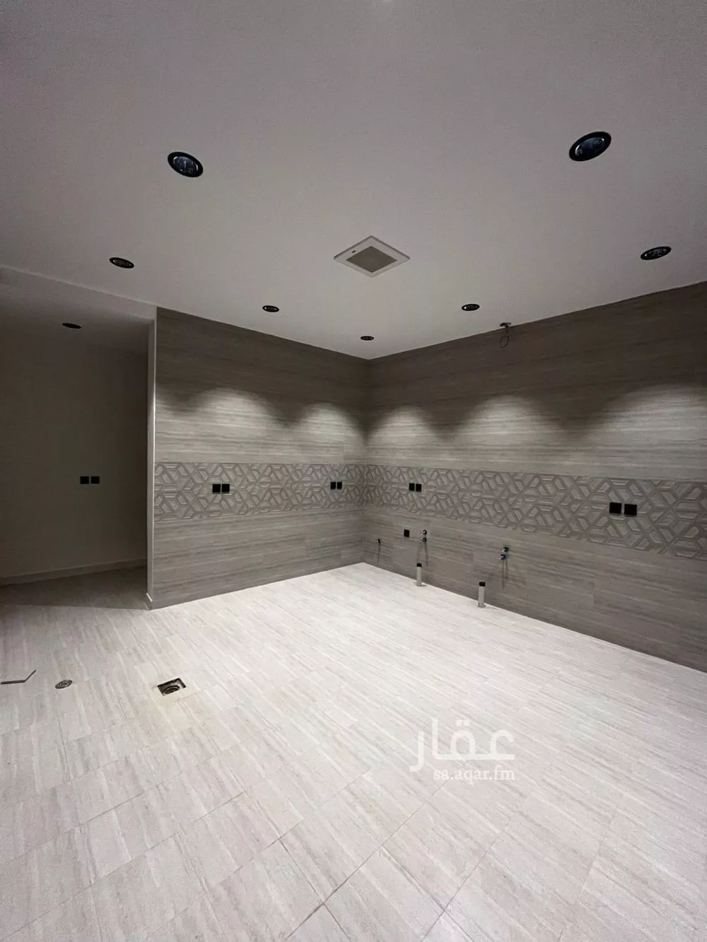 فيلا 5 غرف في المهدية 5