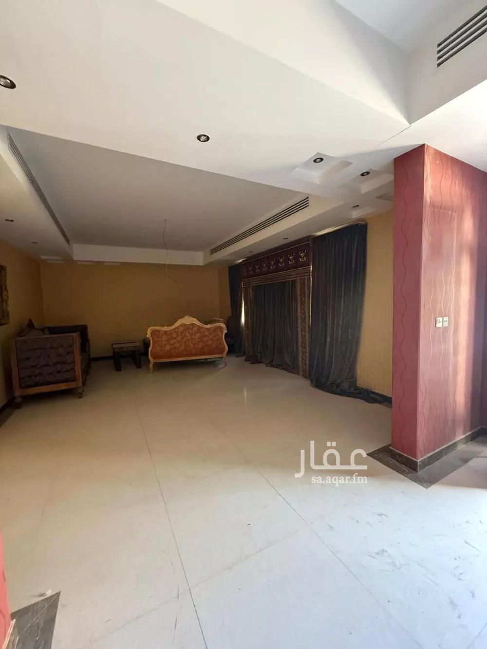 8 bedroom villa in Al Sahafah 4