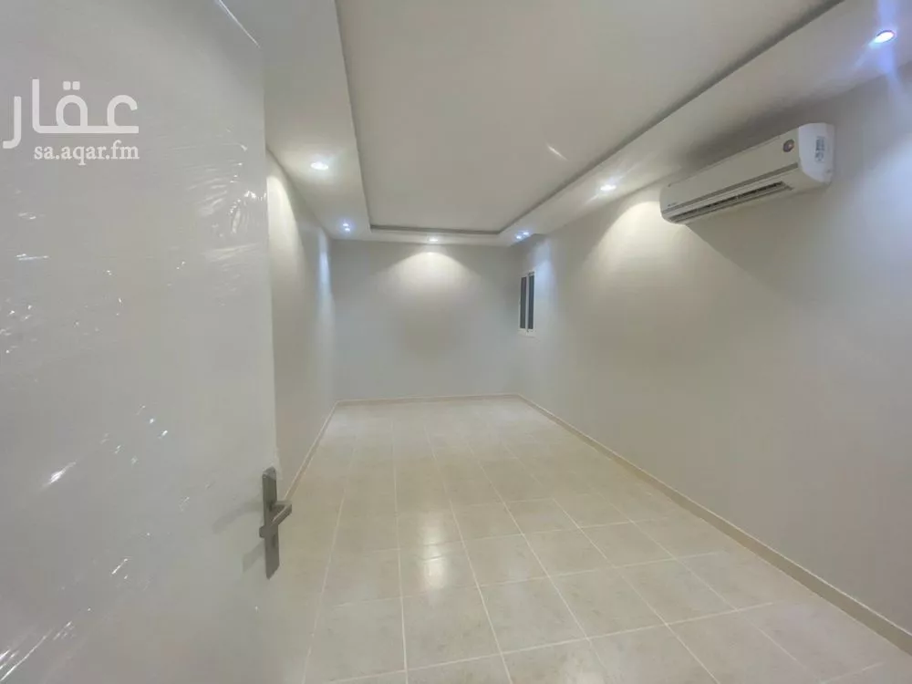 4 bedroom apartment in Al Sahafah, Riyadh 7