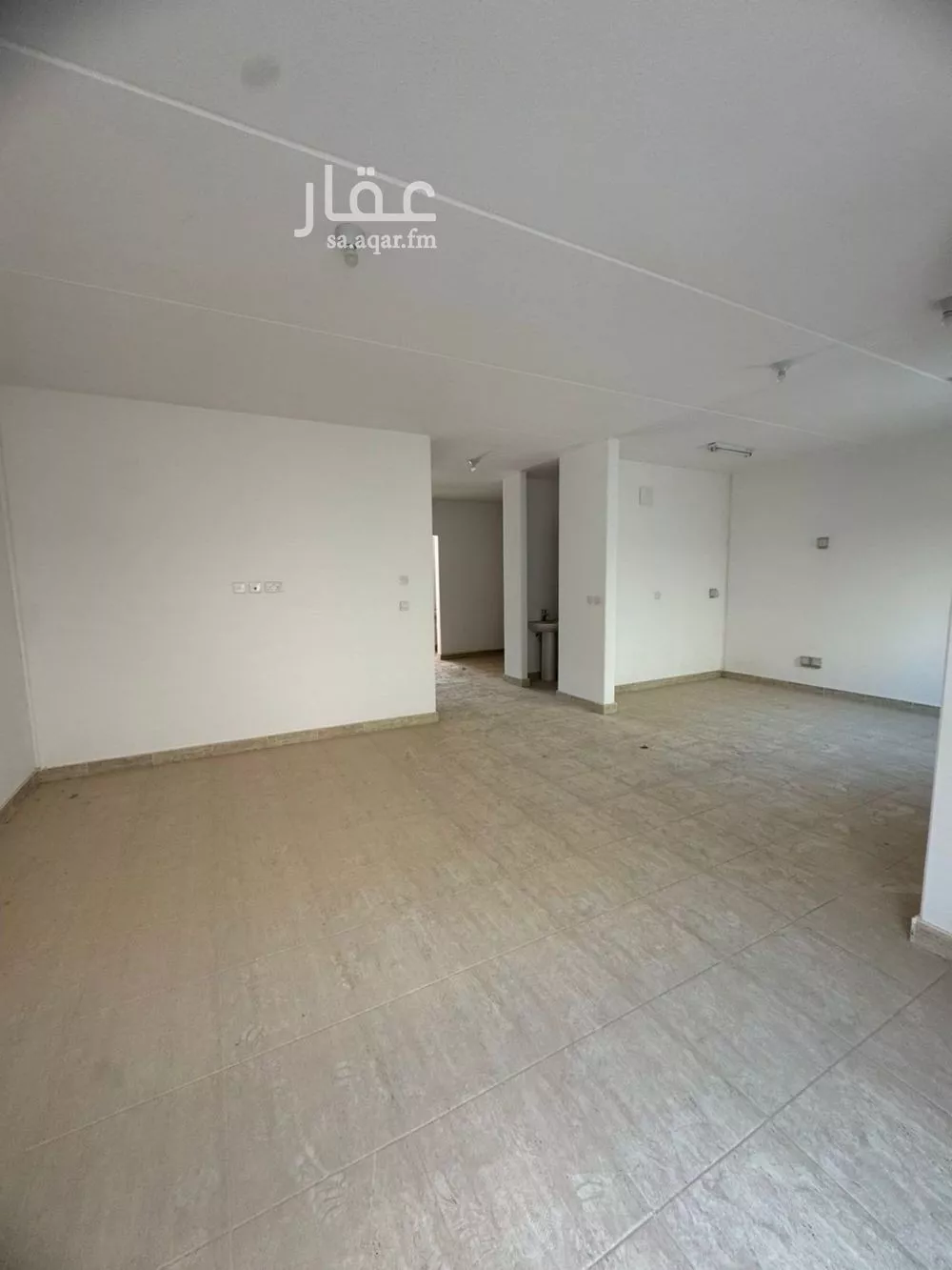 8 bedroom villa in Al Aridh, Riyadh 9
