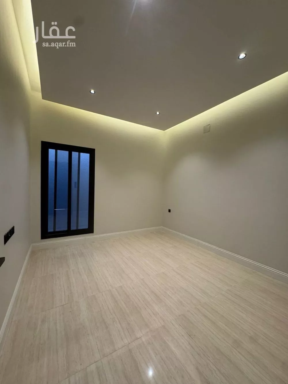 فيلا 5 غرف في العارض 5