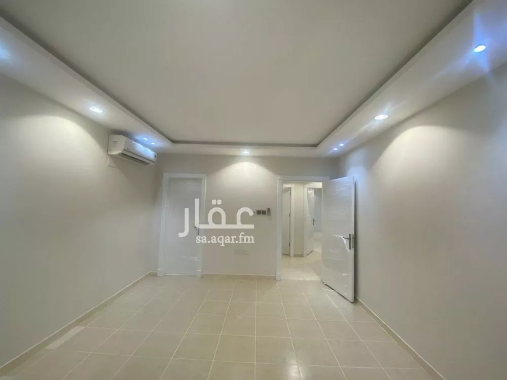 4 bedroom apartment in Al Sahafah, Riyadh 5