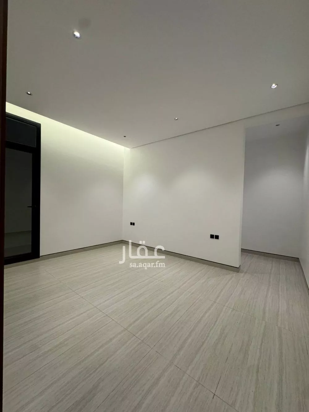 دور 4 غرف في العارض 4