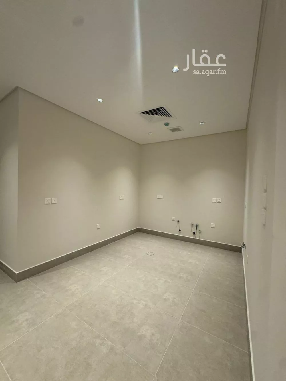 شقة 3 غرف في النرجس 4