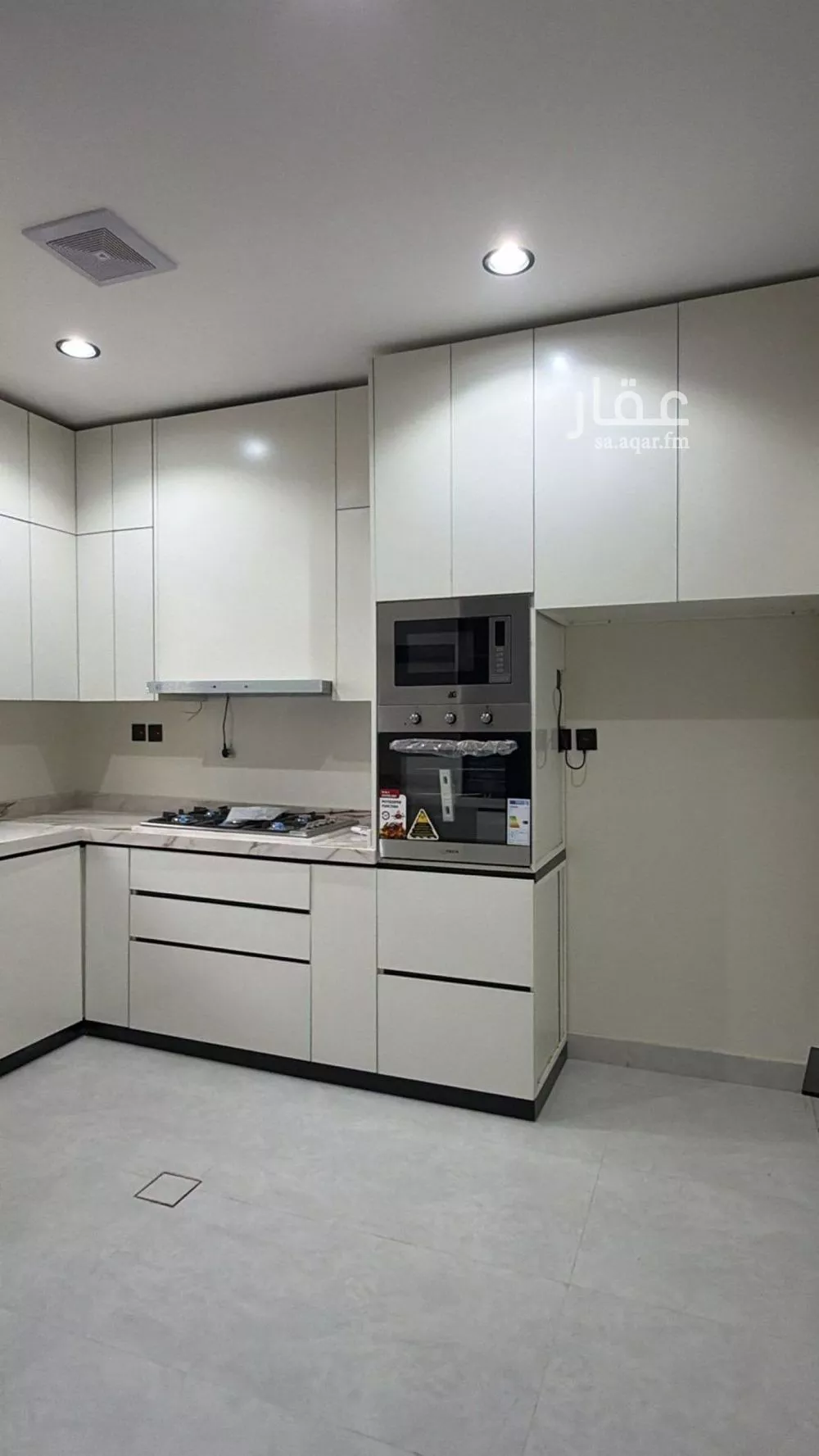 4 bedroom villa in Al Rimal, Riyadh 14