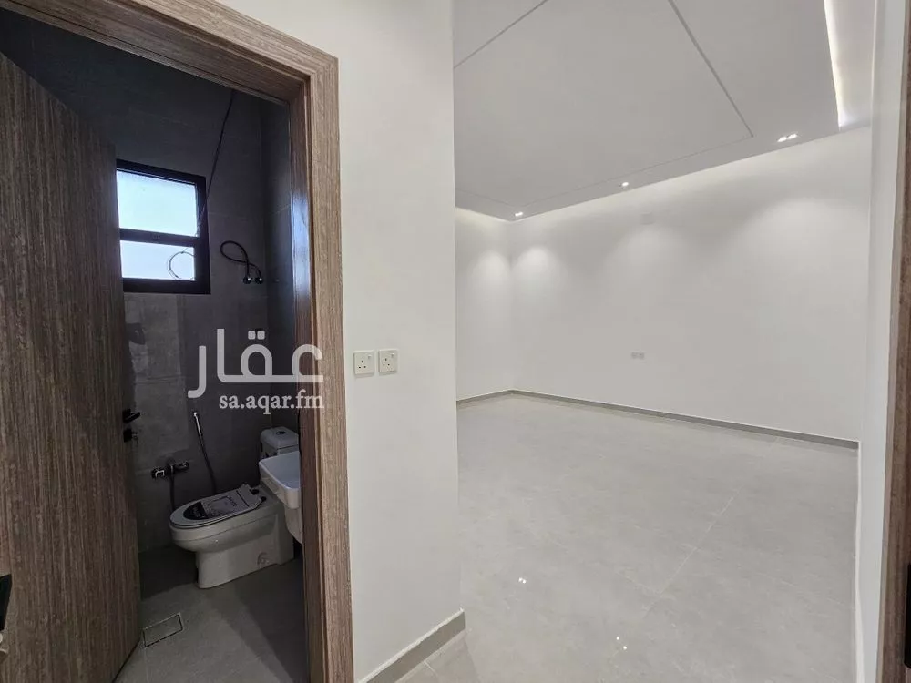 4 bedroom villa in Al Maizilah, Riyadh 10