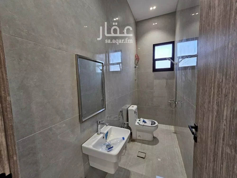 4 bedroom villa in Al Maizilah, Riyadh 15