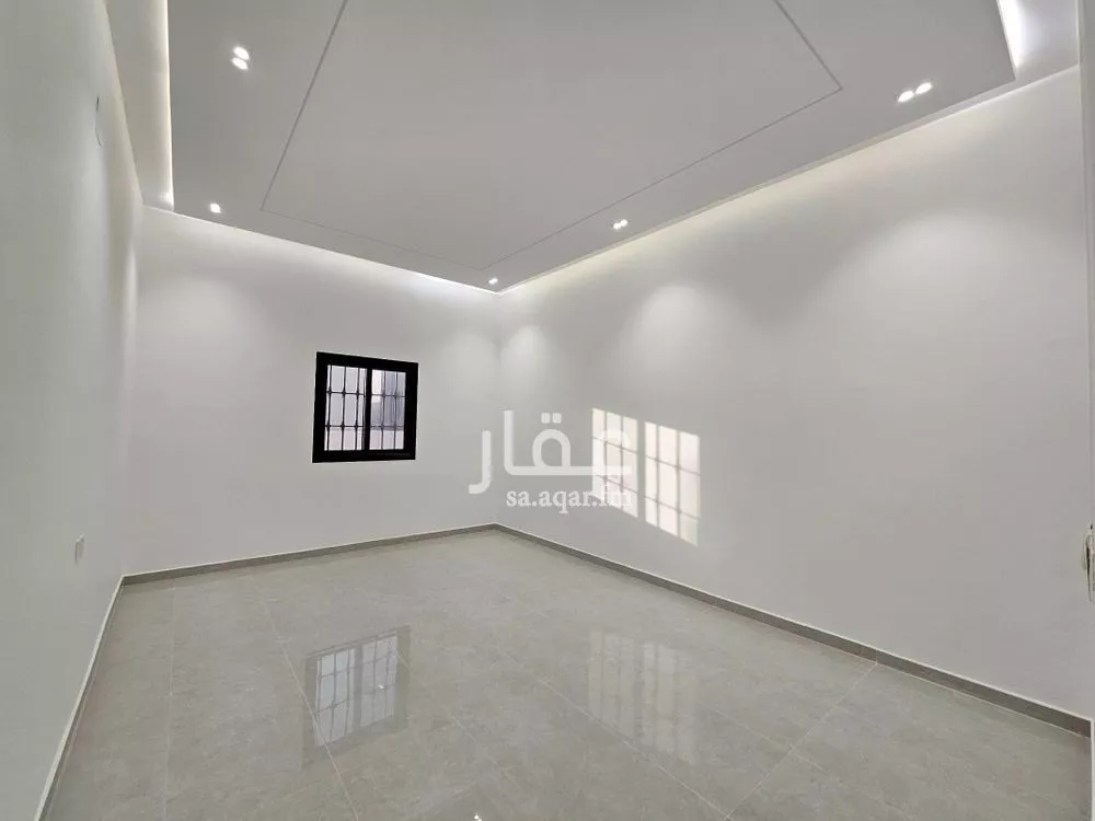 4 bedroom floor in Al Maizilah 4
