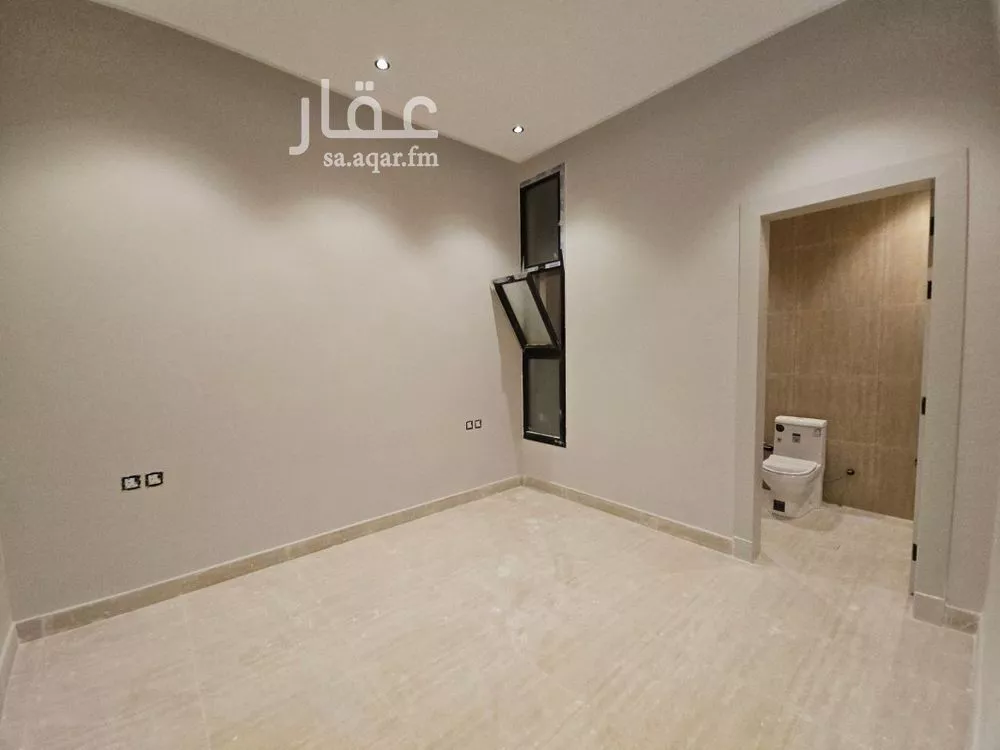 فيلا 5 غرف في الملك فيصل 5