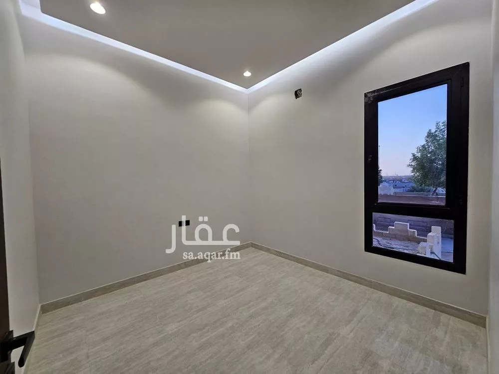 فيلا 5 غرف في الجنادرية 4