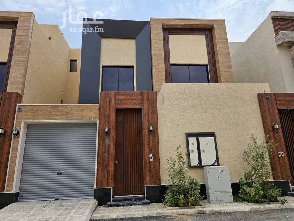 5 bedroom floor in Al Rimal 1