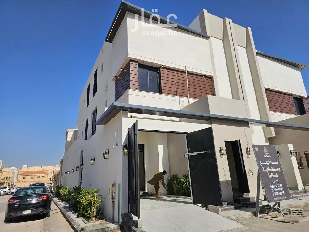 5 bedroom floor in Al Munsiyah 1
