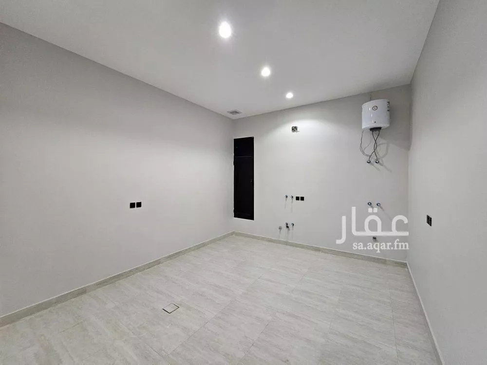 فيلا 5 غرف في الجنادرية 5