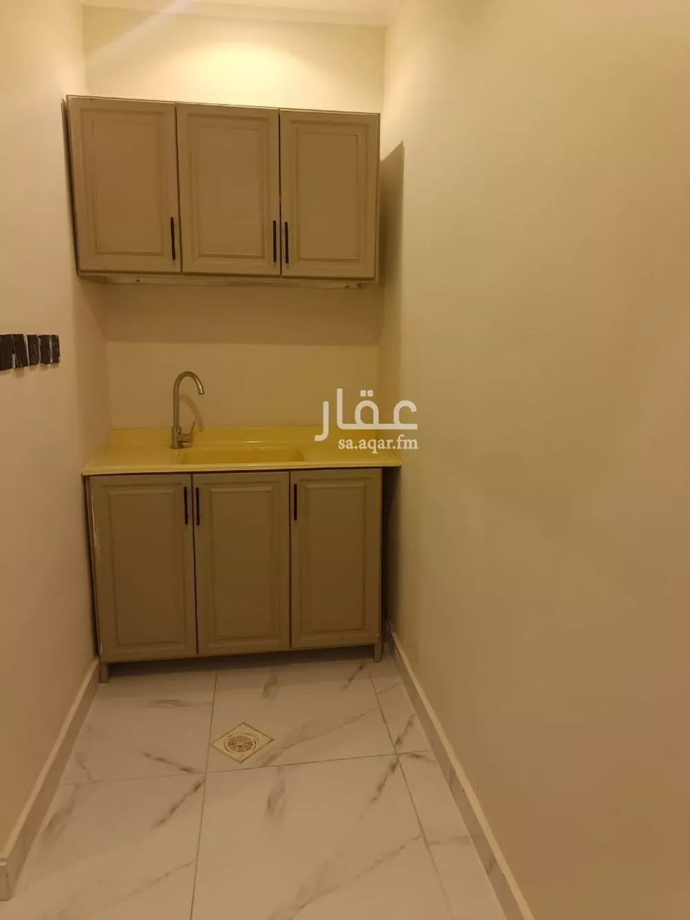 شقة 1 غرف في العقيق 4