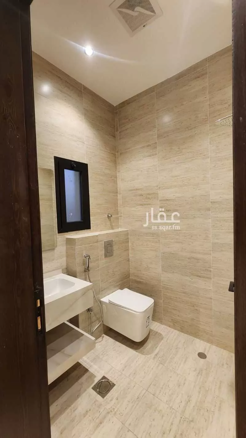8 bedroom villa in Al Yaqout, Jeddah 15